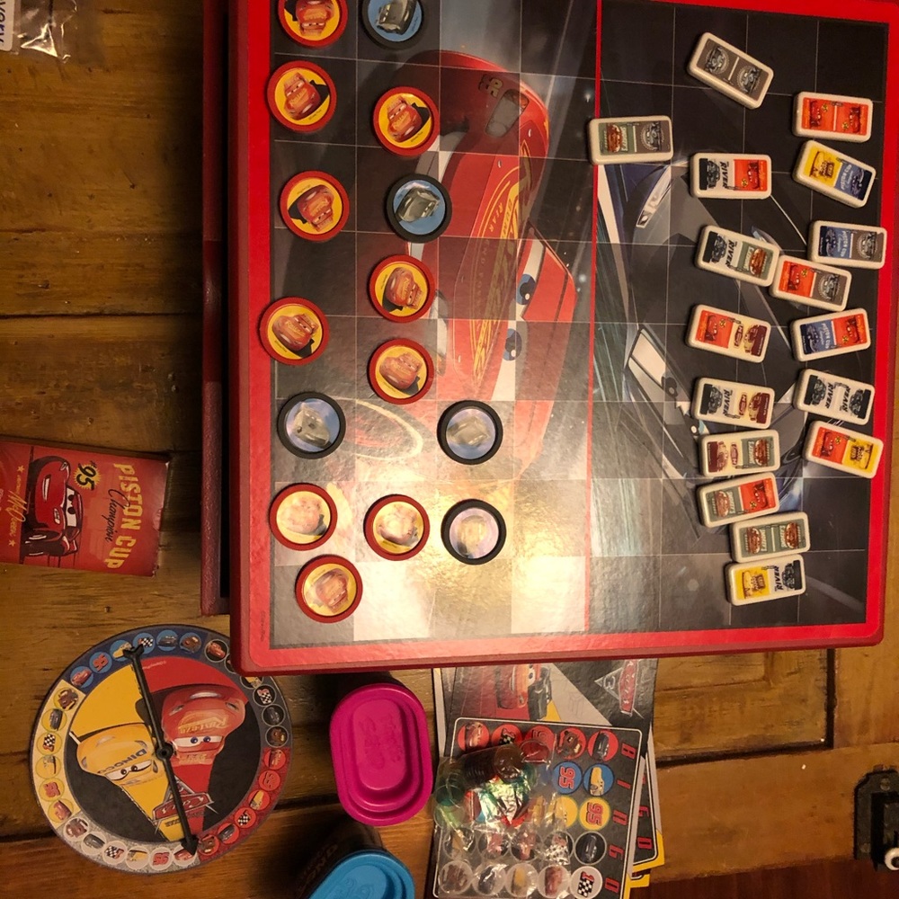 Cars playing box - Picture 3 of 3